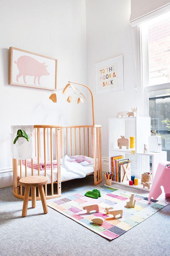  65 diseños femeninos de habitaciones de bebé para inspirarte