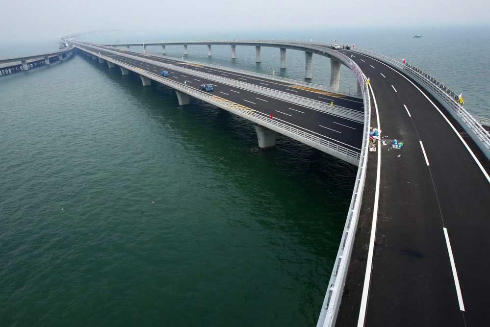  Najväčšie mosty na svete: objavte 10 najväčších na súši aj na vode