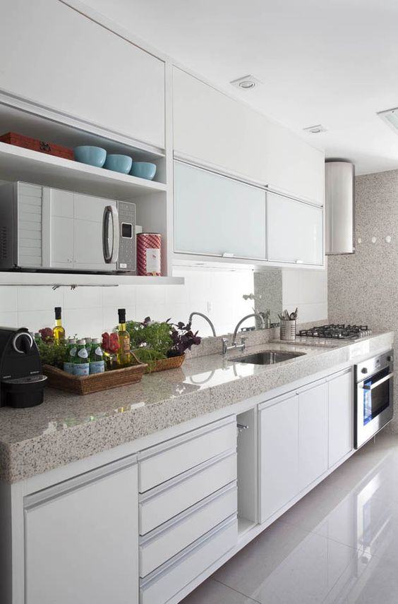  स्वच्छ स्वयंपाकघर: 60 अविश्वसनीय मॉडेल आणि प्रकल्प