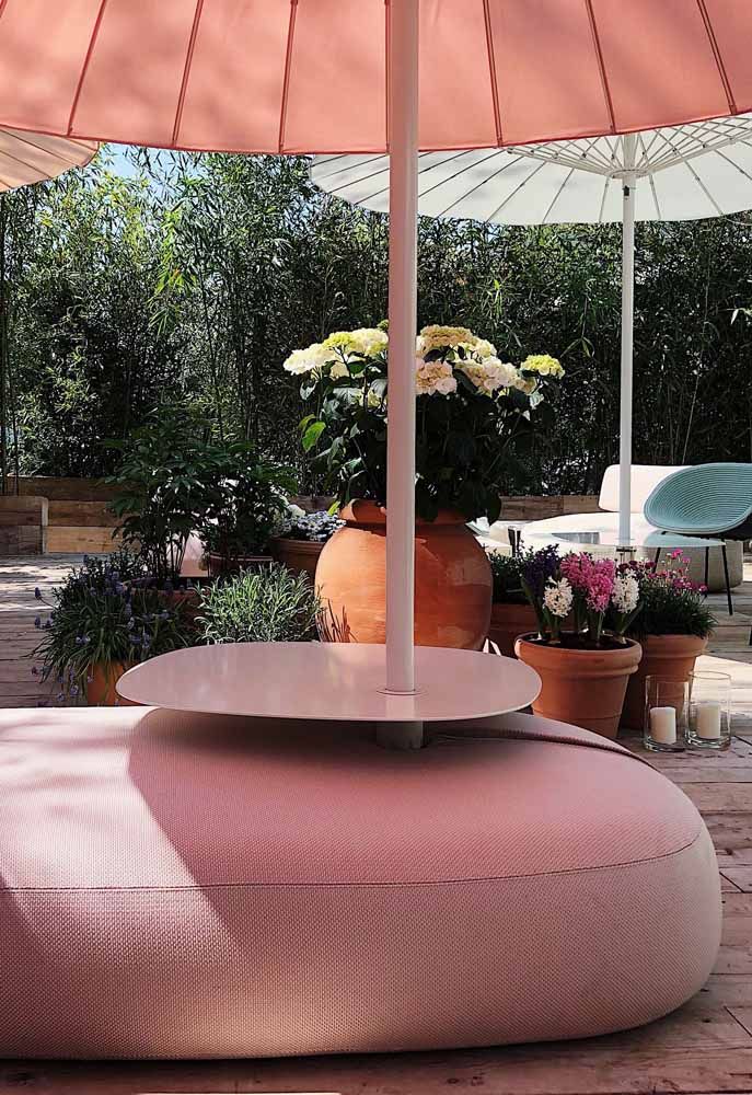  Ombrelone: Lernen Sie, wie man es für die Dekoration von Gärten und Außenbereichen verwendet
