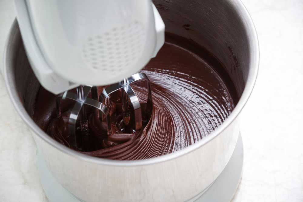  Şekerleme aletleri: Kek ve hamur işleri ile çalışmak için gereken 25 ürün