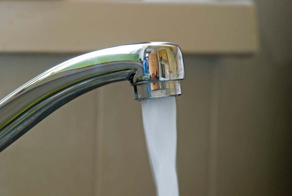  Течаща мивка: 6 съвета за отстраняване на този проблем