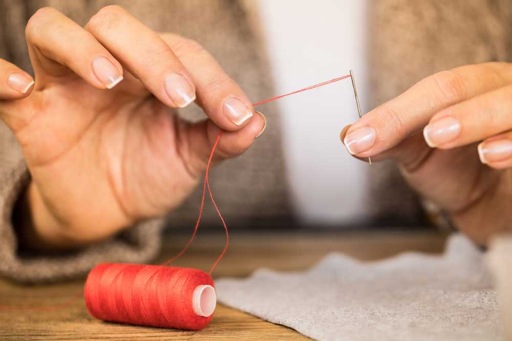  Cómo coser: aquí tienes 11 trucos increíbles para que los sigas