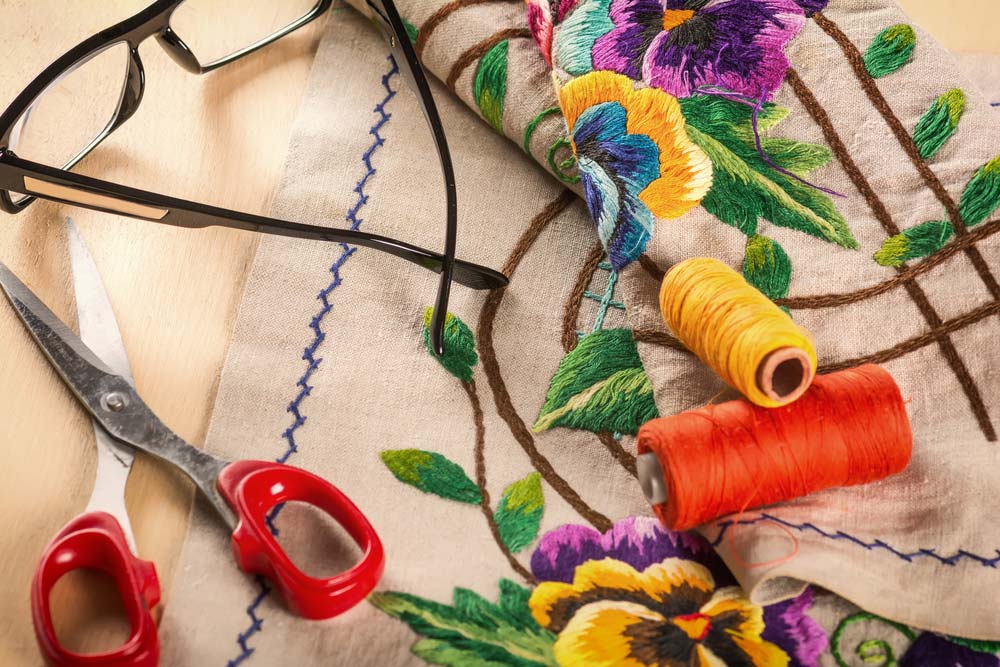  Ручная вышивка: как сделать это шаг за шагом и 50 красивых идей