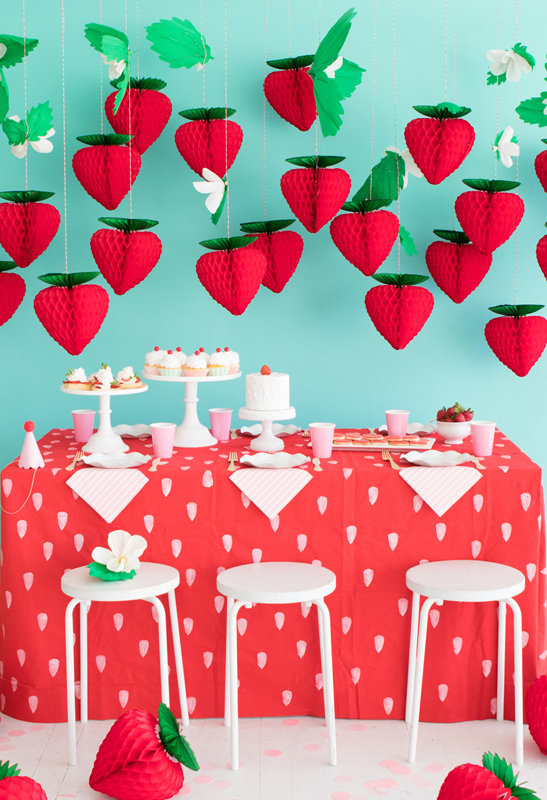  Soirée Charlotte aux fraises : 60 idées de décoration et photos du thème